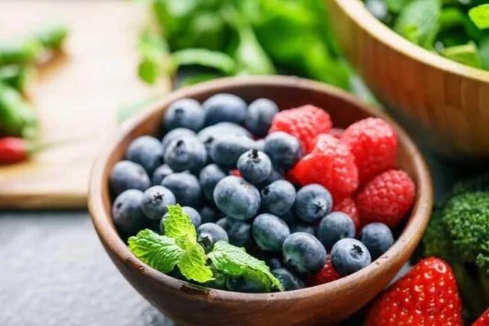 شش خوراکی برای پایین آوردن فشار خون بالا