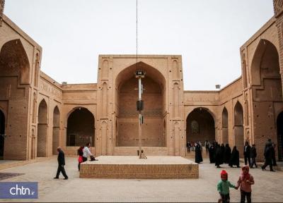 مسجد جامع زواره مجهز به دوربین مداربسته و پایش تصویری شد